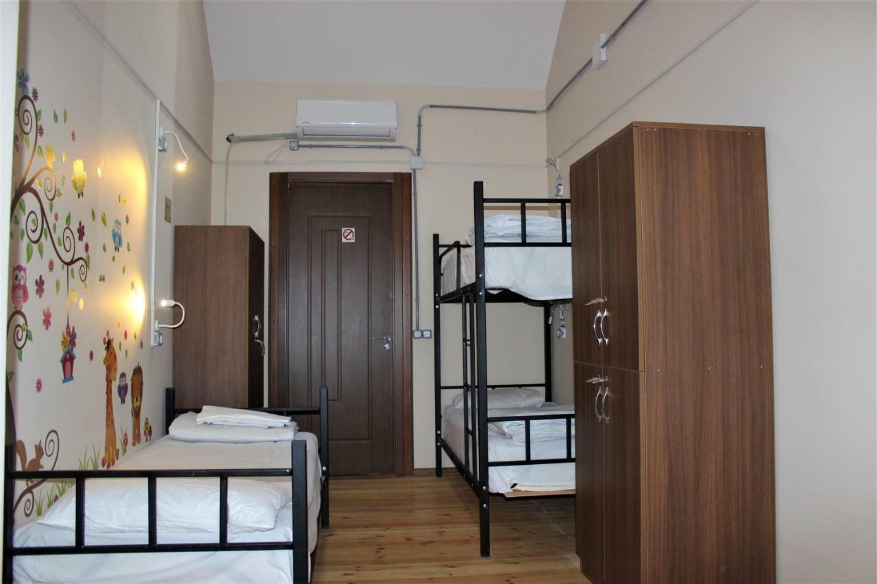 Global Hostel - Marjanishvili Тбілісі Екстер'єр фото